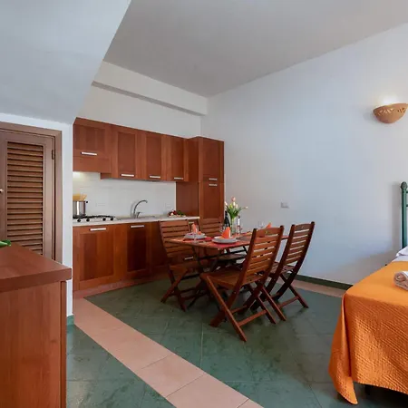 Casa Paradise Piano Terra 2 *
