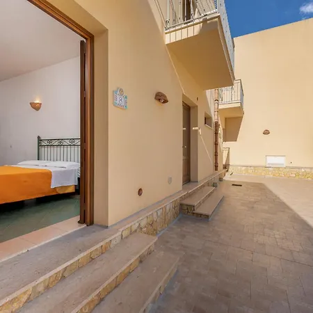 Holiday home Casa Paradise Piano Terra 2